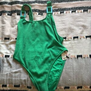 Aerie one piece - green